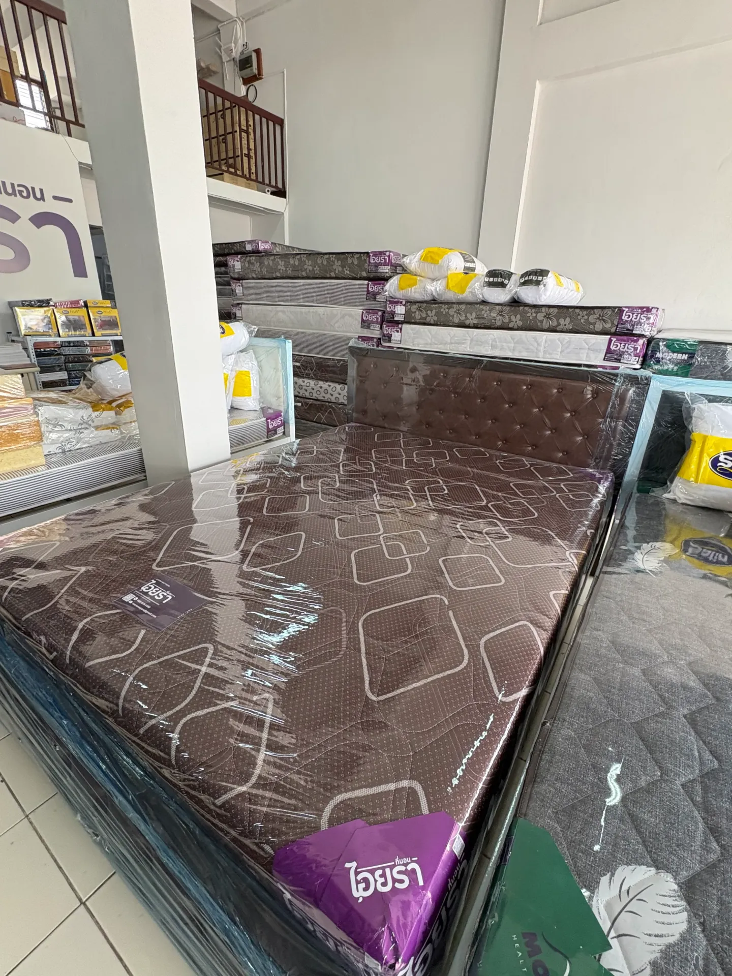 Natural Latex Mattress (Gen II) by Aiyara